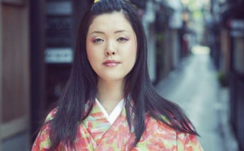 泉州女性注意了月经发黑量少怎么调理【泉州温陵妇科医院】(图3) 月经发黑量少的原因 月经发黑是怎么回事 月经发黑量少怎么调理